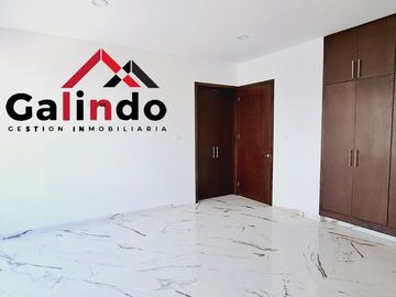 HORA DE ESTRENAR LA CASA DE SUS SUEÑOS DOBLE COCHERA, 3 RECAMARAS