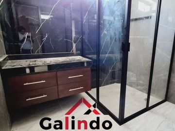 HORA DE ESTRENAR LA CASA DE SUS SUEÑOS DOBLE COCHERA, 3 RECAMARAS