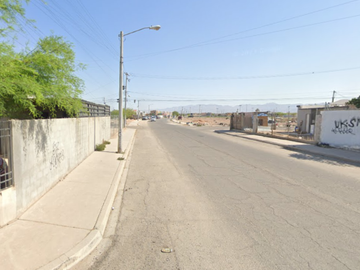 ¡Casa en Venta! (Remate) - Villas Residencial del Prado, Mexicali, baja California