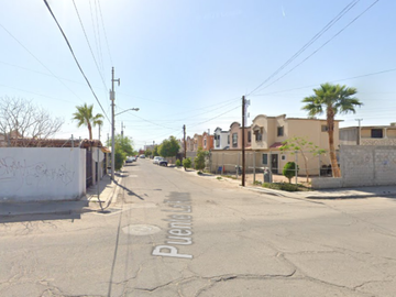 ¡Casa en Venta! (Remate) - Villas Residencial del Prado, Mexicali, baja California