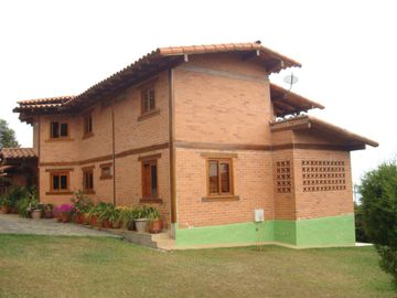 VENTA CASA CAMPESTRE EXTERNA EN DAPA EXCELENTE UBICACIÓN