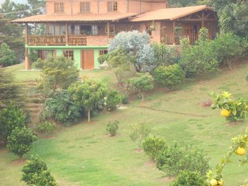 VENTA CASA CAMPESTRE EXTERNA EN DAPA EXCELENTE UBICACIÓN