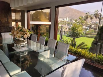 Alquilo hermosa casa con vista a la Laguna en zona muy segura de La Molina