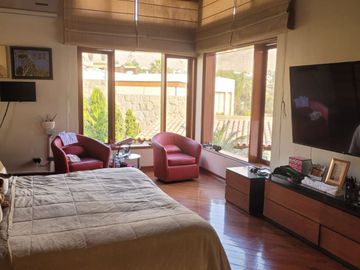 Alquilo hermosa casa con vista a la Laguna en zona muy segura de La Molina