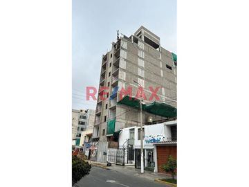 Vendo Hermoso Triplex De Estreno Vista Interior -Terraza Con Vista A Parque -Urb. San Andrés- 162.52M2-Dpto 903- S/589,500.00