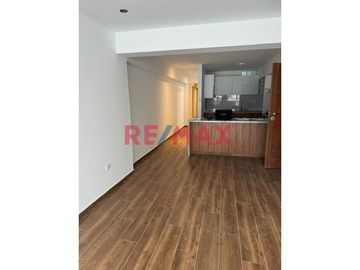 Vendo Hermoso Triplex De Estreno Con Vista A Parque-Urb. San Andrés- 157.58M2-Dpto 902- S/542,800.00