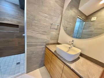 Casa Nueva con Roof Garden en Venta en Parques Vallarta