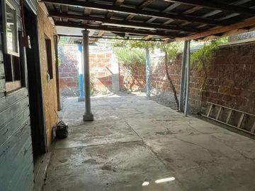 Gran Casa Cercana a Hospital Félix Bulnes