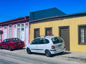 Valparaiso, Cerca Casa Pablo Neruda, Vista Al mar