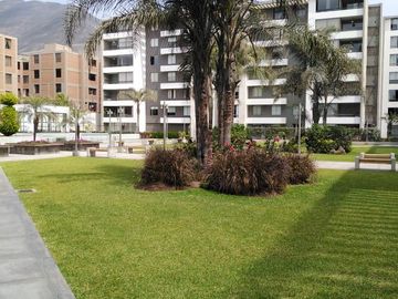 Vendo lindo departamento en exclusivo condominio Infinity , Tomasal, Surco