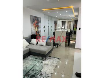 Alquilo Departamento 70 M2 Amoblado Con Cochera - La Victoria - Chiclayo.(I.PUEMAPE)