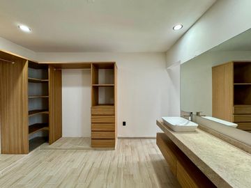 Casa Residencial con Acabados Minimalistas en la Rioja