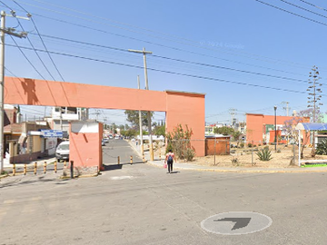 EXCELENTE OPORTUNIDAD, GRAN CASA EN PASEOS DE CHALCO!!!