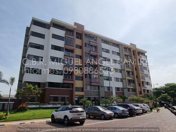 ¡Vendo Departamento 2D en Urbanización San Sebastián, frente al C.C. ¡El Dorado!