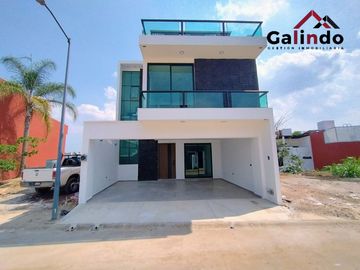 PRE VENTA DE AMPLIA CASA CON ACABADOS DE LUJO ZONA RESIDENCIAL LAS ANIMAS