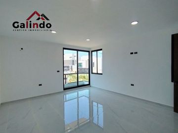 PRE VENTA DE AMPLIA CASA CON ACABADOS DE LUJO ZONA RESIDENCIAL LAS ANIMAS