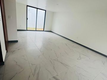 CASA EN VENTA EN TERRANOVA