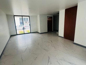 CASA EN VENTA EN TERRANOVA