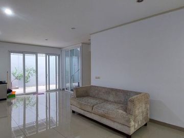Dijual Rumah Strategis di Cilandak