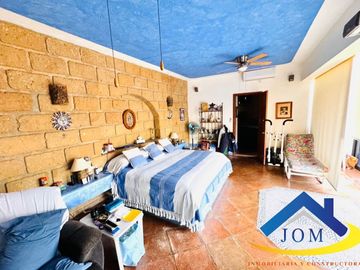 HERMOSA RESIDENCIA EN YAUTEPEC MORELOS