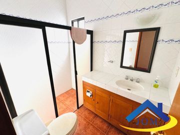 HERMOSA RESIDENCIA EN YAUTEPEC MORELOS