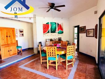 HERMOSA RESIDENCIA EN YAUTEPEC MORELOS