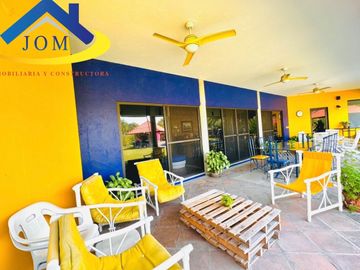 HERMOSA RESIDENCIA EN YAUTEPEC MORELOS