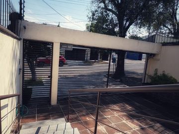 SE VENDE CASA EN CIRCUITO MISIONEROS CIUDAD SATELITE ESTADO DE MEXICO