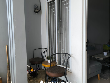 For sale : beautiful modern minimalist house, strategic location in Pancoran Mas, Depok. P3.020.02.25/FRS