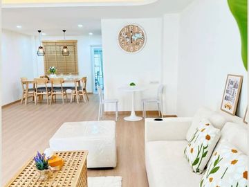 Newly A 2 - Storey Renovated townhouse 2 Bed, 3 Bath 22  SQW. @ Sukhumvit 63, Central Pattaya