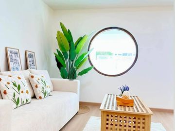 Newly A 2 - Storey Renovated townhouse 2 Bed, 3 Bath 22  SQW. @ Sukhumvit 63, Central Pattaya