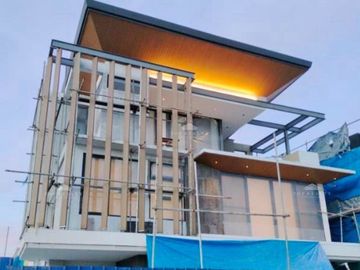For Sale: Alabang West Village Las Pinas City 5-Bedroom 5BR Modern House