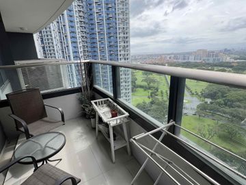Rush Sale 2 Bedroom in Arya Residences BGC