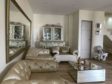 VENTA DE CASA UNIFAMILIAR EN BARRIO SALOMIA