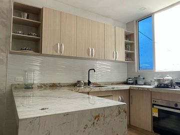 VENTA DE CASA UNIFAMILIAR EN BARRIO SALOMIA