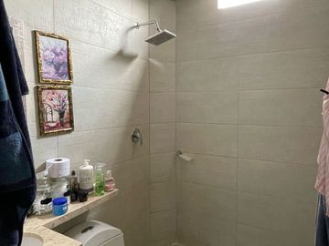 VENTA DE CASA UNIFAMILIAR EN BARRIO SALOMIA