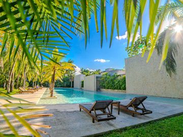 Condo de 3 habitaciones en Tulum con espectacular piscina. ¡Precio reducido!