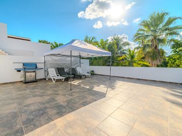 Condo de 3 habitaciones en Tulum con espectacular piscina. ¡Precio reducido!