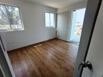 Surco VISTA ALEGRE - Dúplex PENTHOUSE de 3dorm + Cocina Equipada + Terraza + Cochera - Frente a Parque - De Estreno