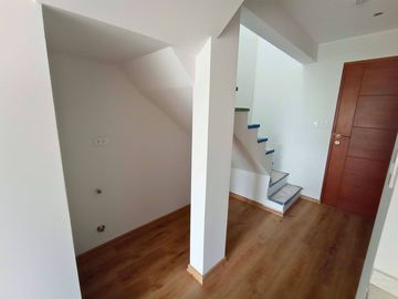 Surco VISTA ALEGRE - Dúplex PENTHOUSE de 3dorm + Cocina Equipada + Terraza + Cochera - Frente a Parque - De Estreno