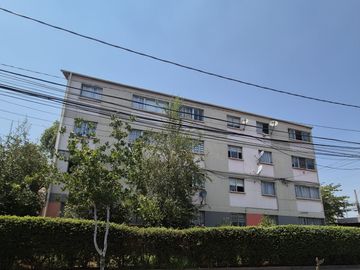 Departamento En Cond. 3d/1b Av. Las Torres 5490