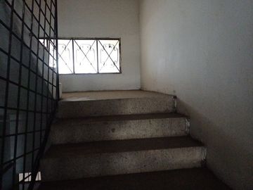 SE VENDE EDIFICIO /ARRIENDO/ANTICRESIS, 5 PLANTAS + PENTHOUSE, LA CONCORDIA - SANTO DOMINGO - ECUADOR