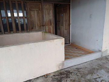 SE VENDE EDIFICIO /ARRIENDO/ANTICRESIS, 5 PLANTAS + PENTHOUSE, LA CONCORDIA - SANTO DOMINGO - ECUADOR