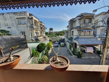 Townhome for sale, 3 floors, Seranee Park, Vibhavadi 60, size 32 sqw, near Kasetsart University, Bang Khen, 3 ฺฺBTS MRT lines