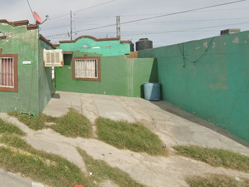 CASA EN VIGAS, COLINAS DE SANTIAGO EN MONCLOVA, ¡ NO CREDITOS !