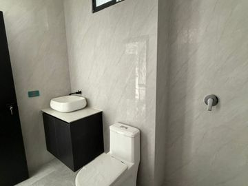 VENTA DE CASA URB. TERRANOSTRA POR LA VIA QUITO