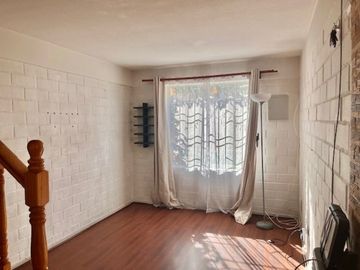 Venta Casa ampliada Modelo Quillay en Portales de Santa Ana, Maipú.