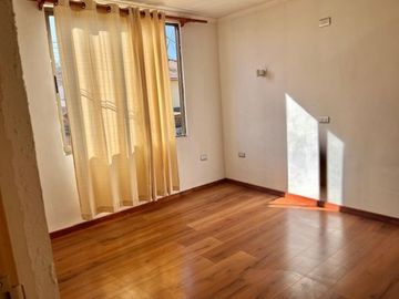 Venta Casa ampliada Modelo Quillay en Portales de Santa Ana, Maipú.