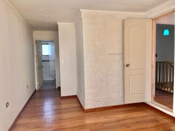 Venta Casa ampliada Modelo Quillay en Portales de Santa Ana, Maipú.
