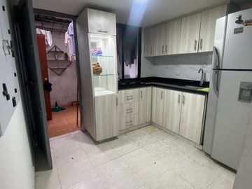 CASA EN VENTA EN VILLA MARY, DOS QUEBRADAS